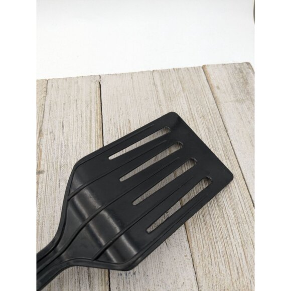 Spatula Nylon Slotted Reinforced Turner Flipper No 115 Black Hutzler - Picture 5 of 7